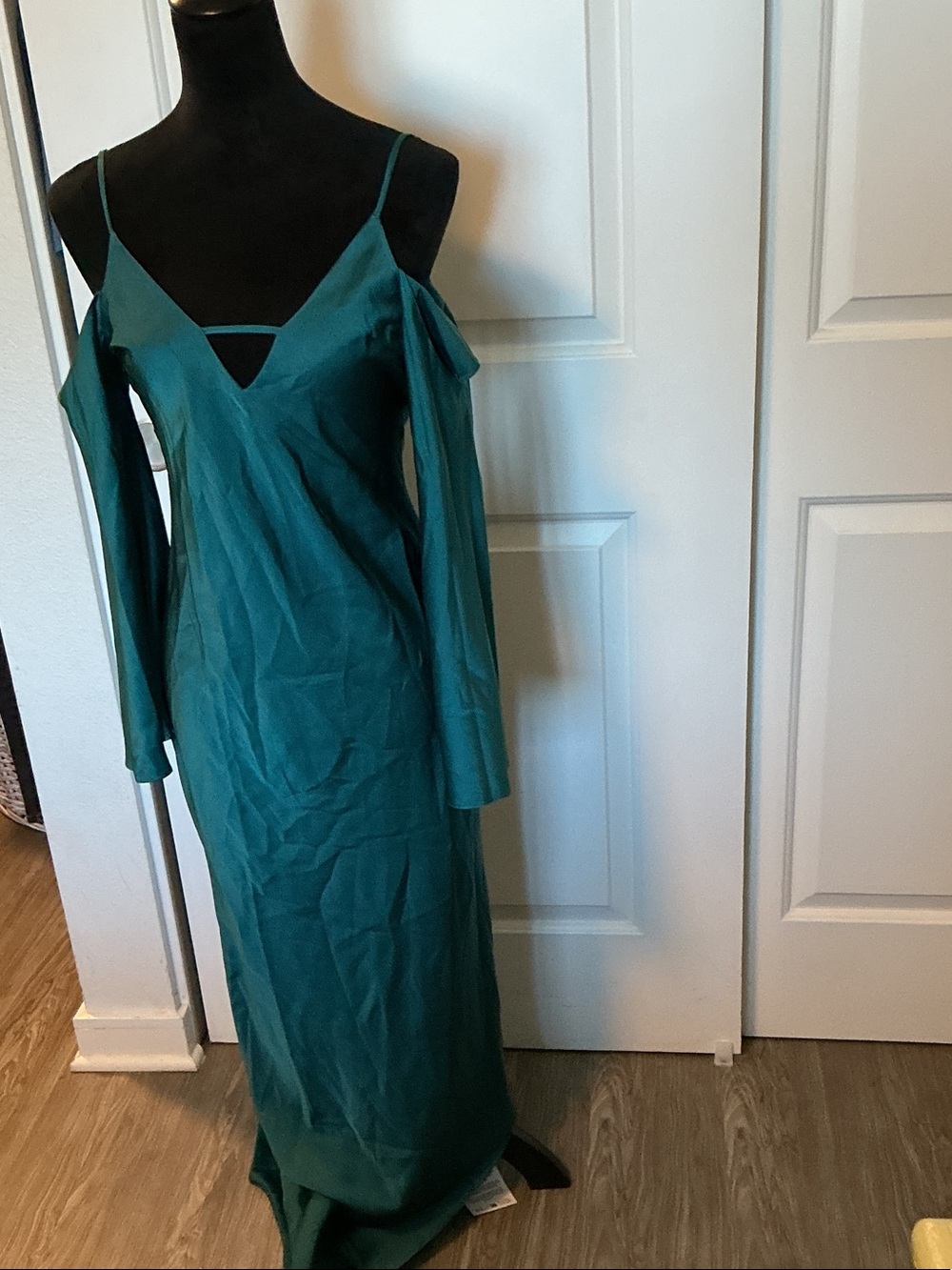 ASOS DESIGN long sleeve fallen shoulder Cami maxi dress 4 NWT Teal Blue - Picture 5 of 14